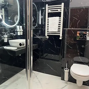4* Hotell Downtown